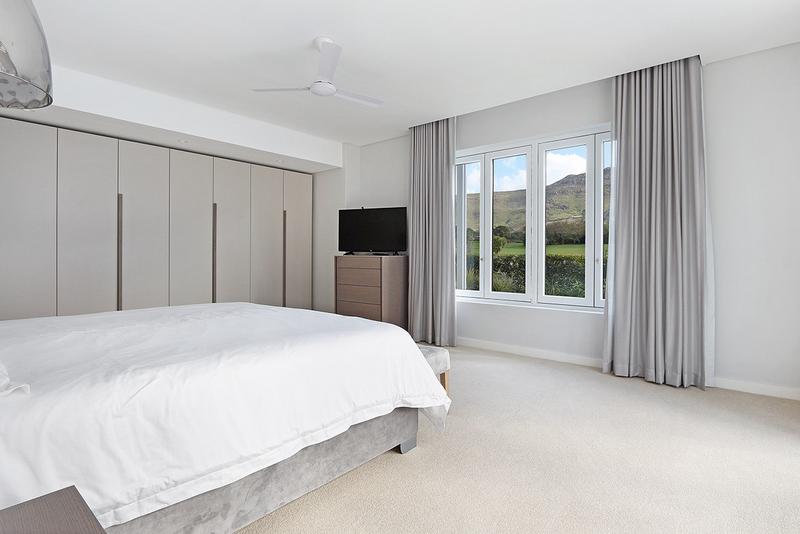 4 Bedroom Property for Sale in Steenberg Estate Western Cape